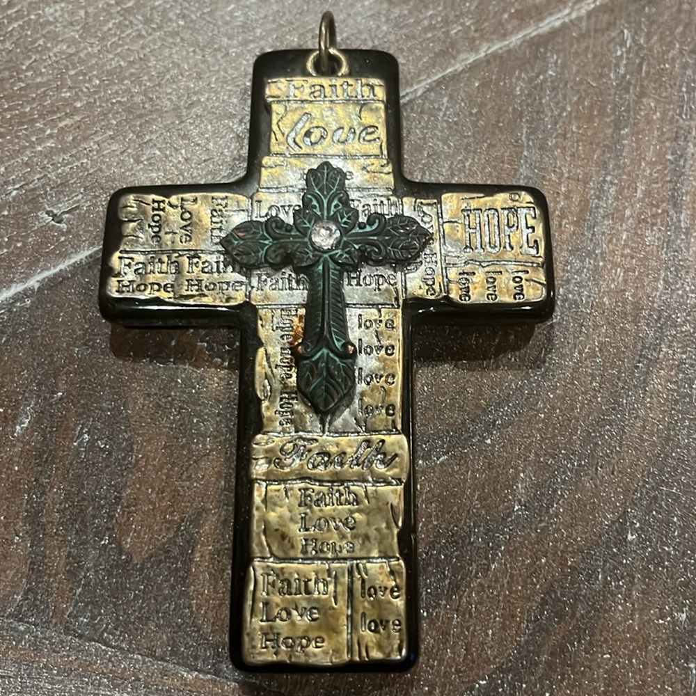 Cross necklace charm - Picture 2 of 2